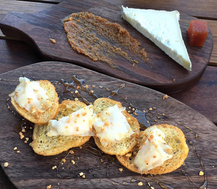 goatcheese_and_lardo